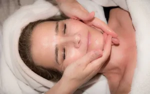 facial massage treatment